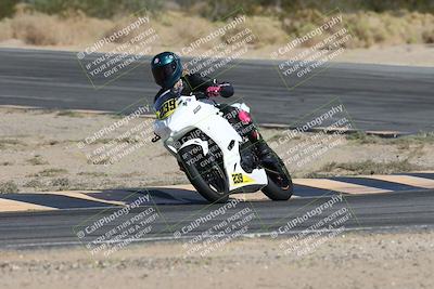 media/Nov-16-2025-Race Pace (Sun) [[8c5fa54630]]/Non Verified Riders (1st 20 Minutes)/2-Turn 10 (1010am)/